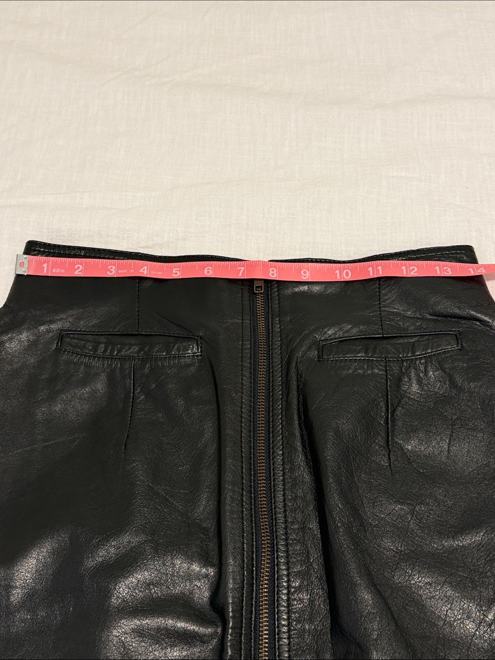 Vintage Black Leather Pencil Skirt 90s Minimalist Model Off Duty Y2K - Picture 11 of 14